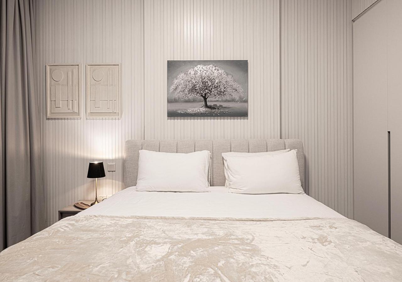 Lavish Living In Al Jada By Blue Cloud Holidays *